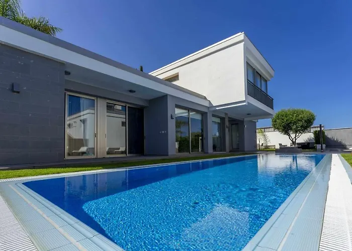 Luxury Atlante Con Piscina Climatiza Privada *